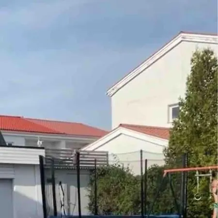 Villa Pool House In Malmø